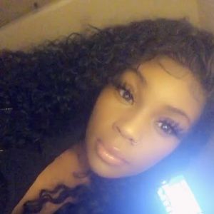 Meet your Posher, Mel